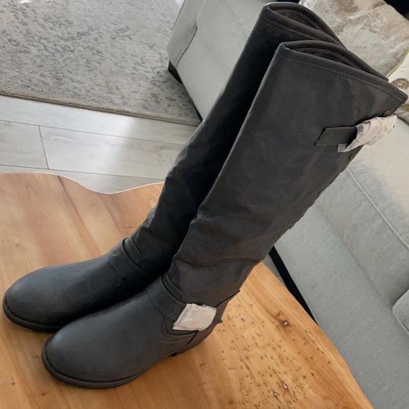 Grey Riding Boots, Cute Fall Boots, Red Zipper Boots, Grey  NEW!! Grey Boots w/ Red Zipper